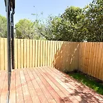 Charming 1Br Retreat Next To Uc